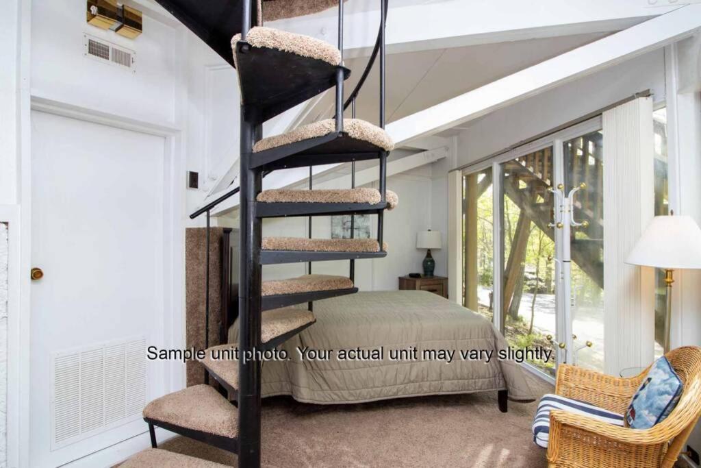 Unit 22 - Treetop 2 Bedroom Villa Village of Four Seasons Exterior photo