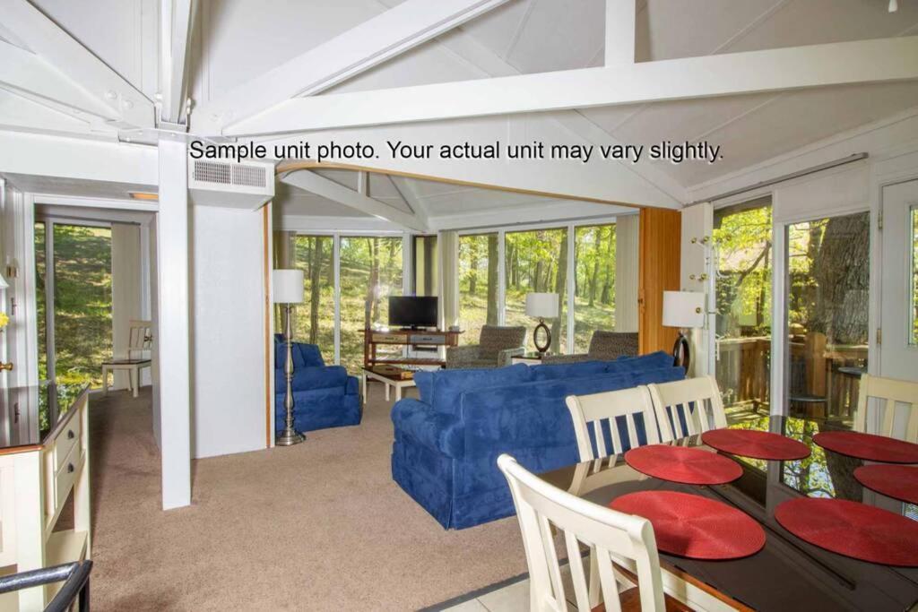 Unit 22 - Treetop 2 Bedroom Villa Village of Four Seasons Exterior photo