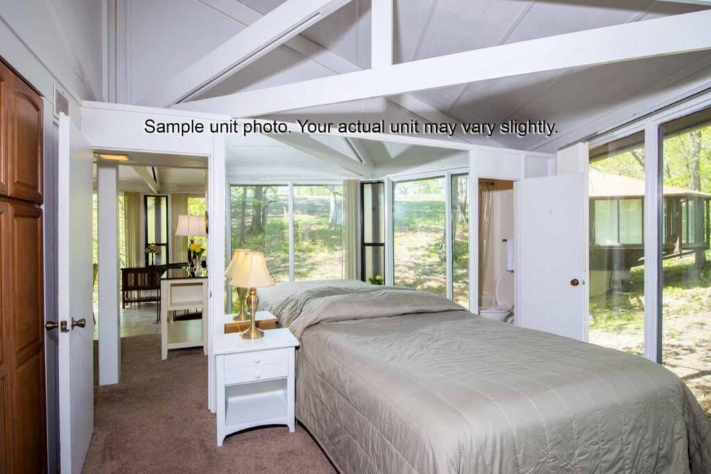 Unit 22 - Treetop 2 Bedroom Villa Village of Four Seasons Exterior photo